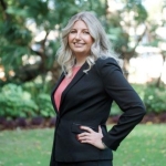 Melissa Losinski from Calverley Johnston Family Lawyers