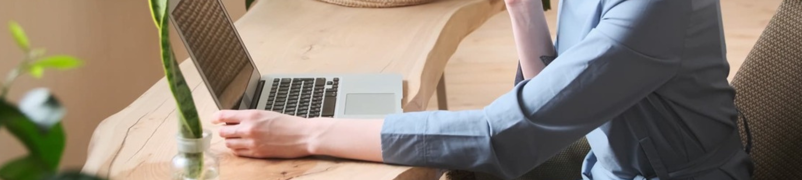 Pinnacle Lawyers cover