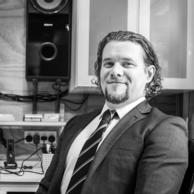 Henry O'Brien from Jane Button and Associates