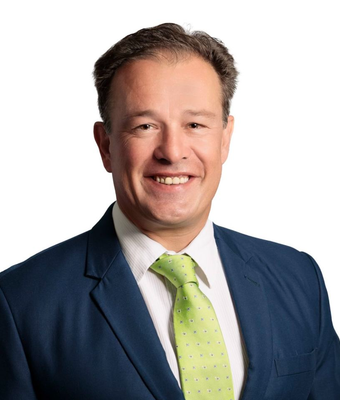 Christian Hobbs