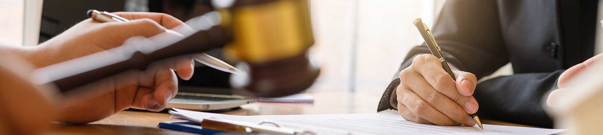 Emigrate Lawyers cover