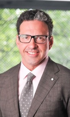Sean Hayes