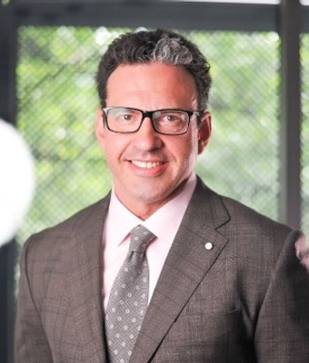 Sean Hayes